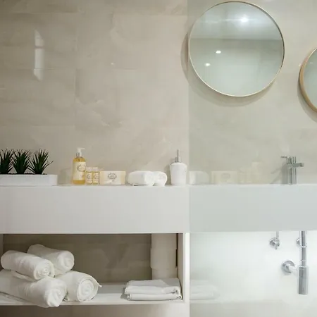 Nyaraló House Rodrigues *